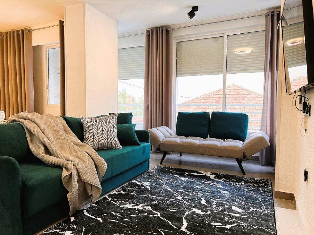 Holiday Suite Virgin De La Paloma Torrevieja Exterior photo